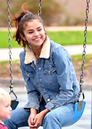 Selena Gomez - Stops by a park and meet the fans in Burbank