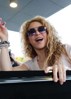 Shakira - Arrives at Beirut Airport in Lebanese
