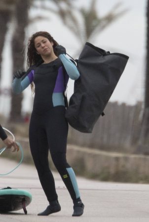 Shakira - Pictured at a surfing lesson on the beach in Barcelona