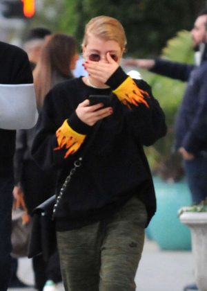 Sofia Richie - Stops by a hair salon in Beverly Hills