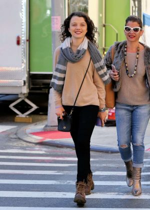 Stefania Owen - Shopping With Her Mother in NYC