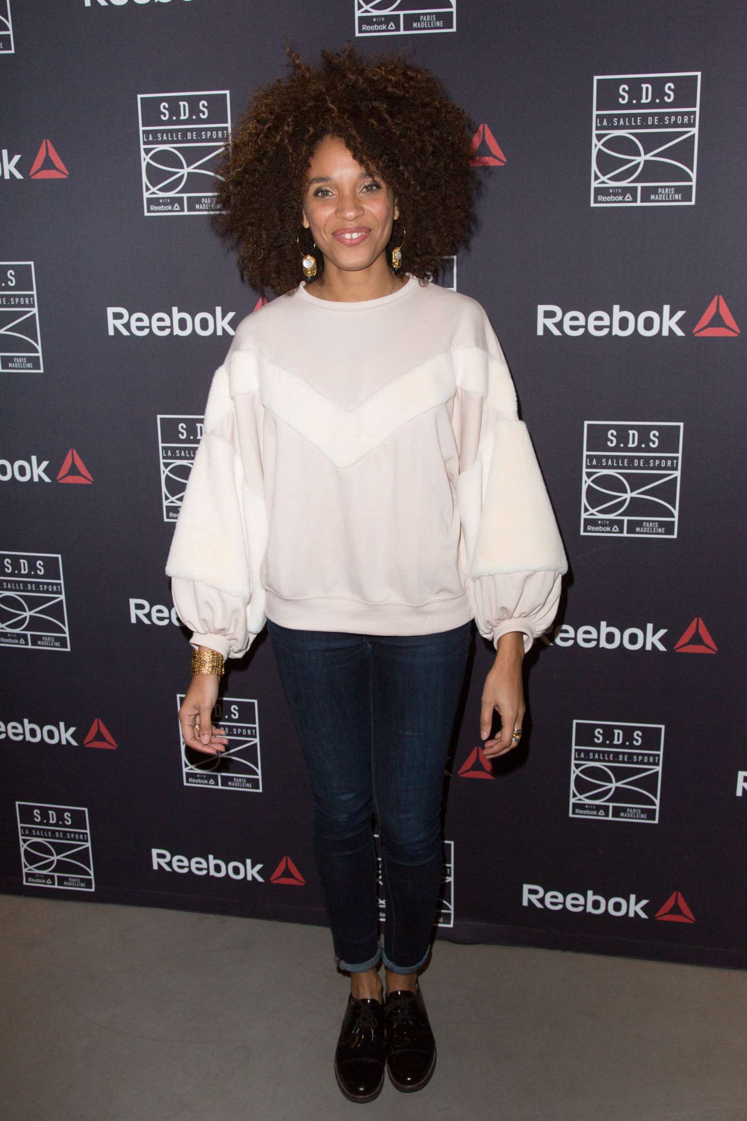 Stefi Celma: Reeboks Workout Center La Salle De Sport Launch -13 | GotCeleb