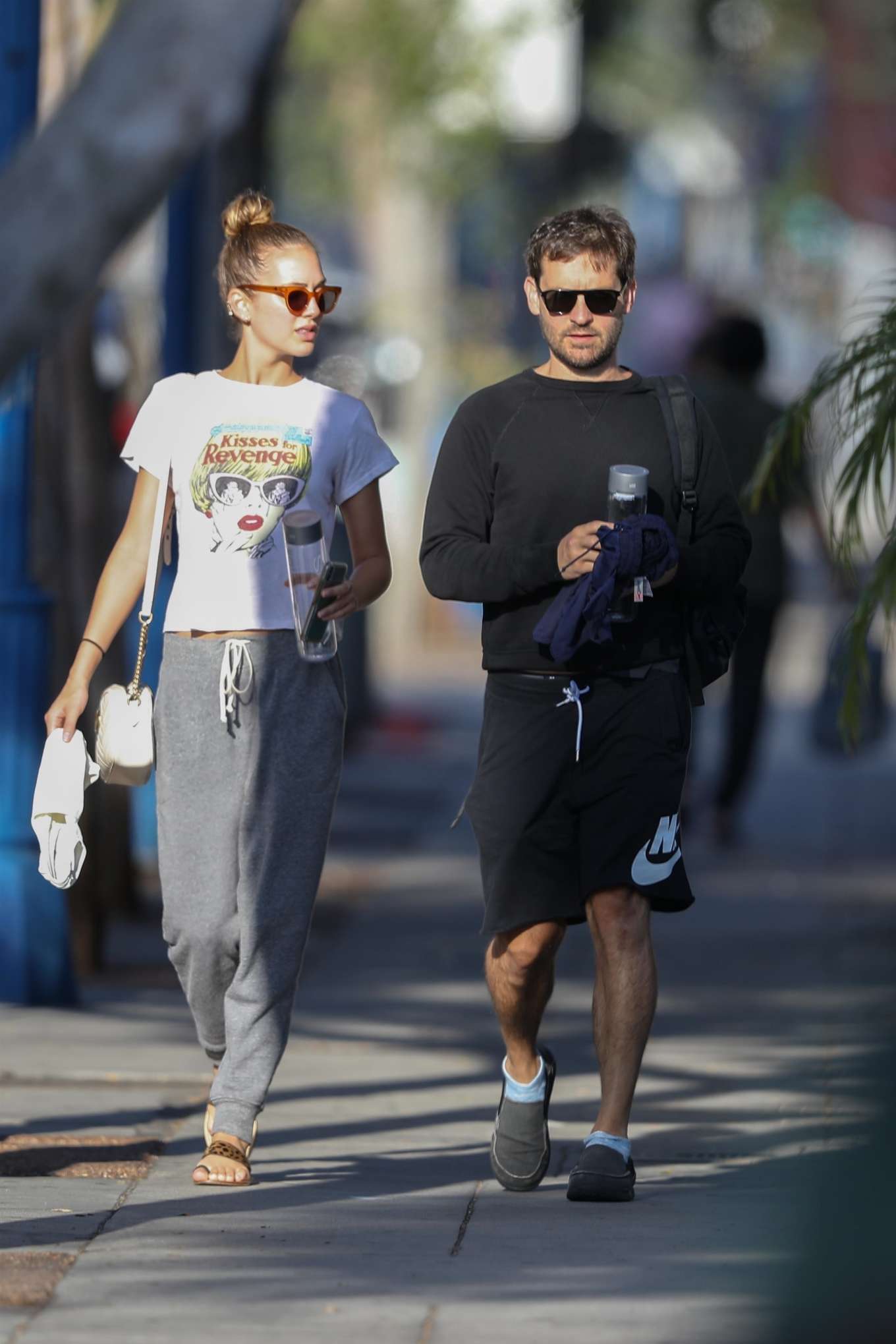 Tatiana Dieteman and Tobey Mcguire - Heading to Voda Spa in West