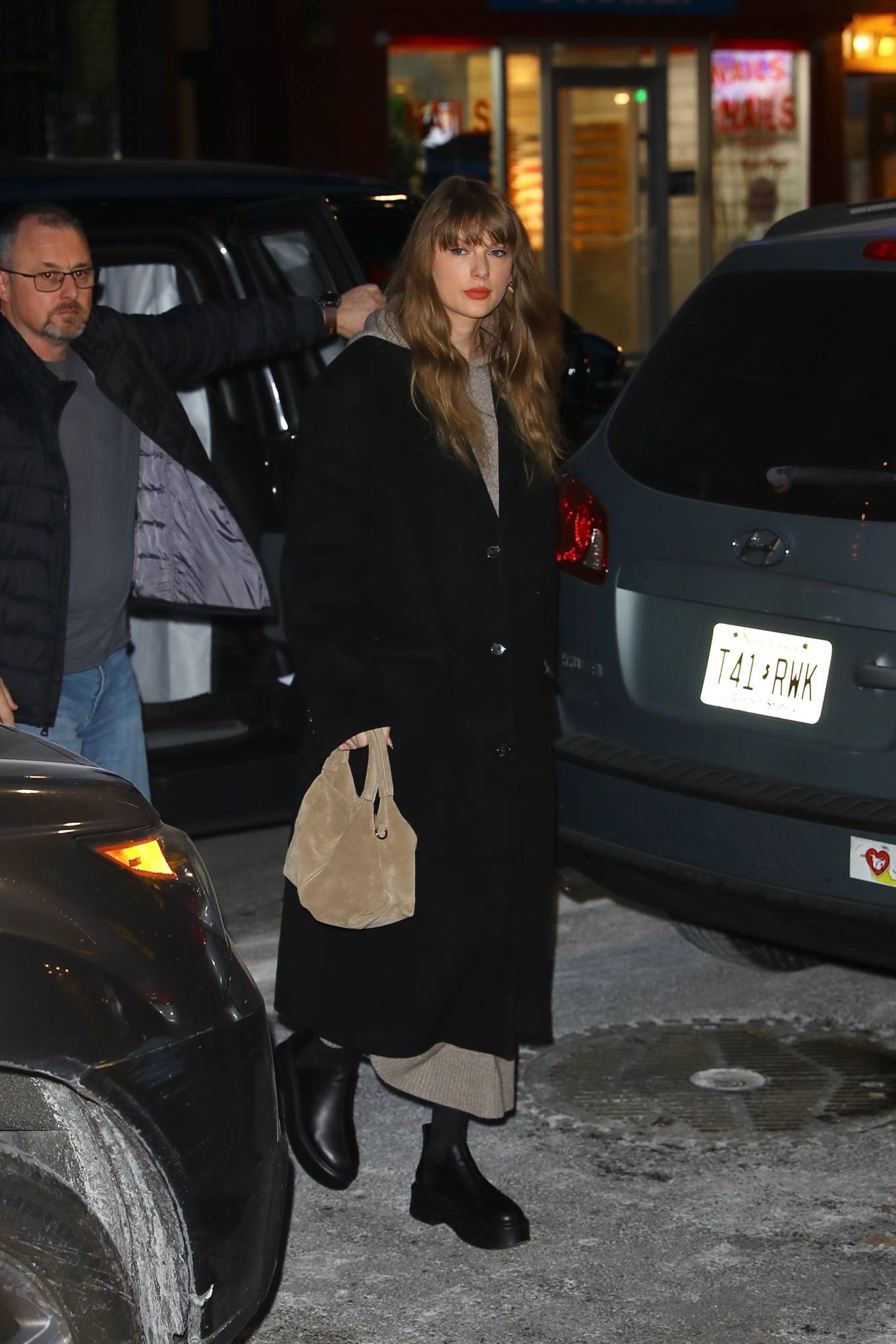 Taylor Swift – Arriving at Electric Lady Studios in New York – GotCeleb