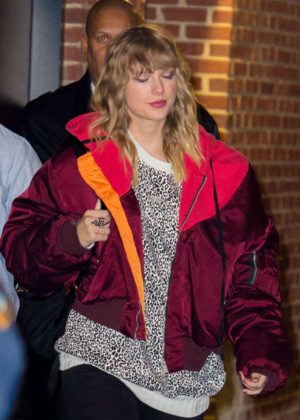 Taylor Swift - Leaving her album release after party for Reputation in NY