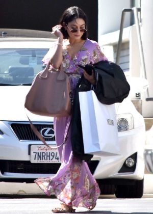 Vanessa Hudgens - Does a little shopping in Beverly Hills