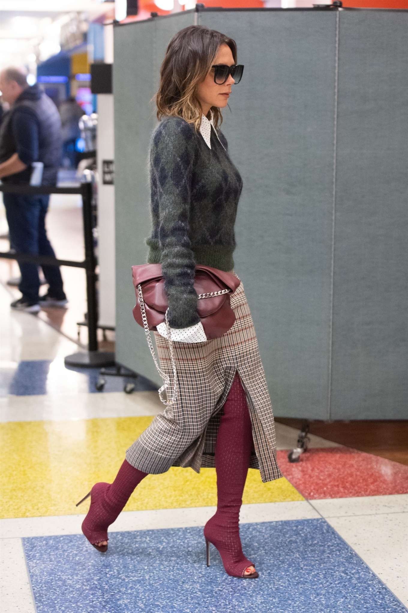 Victoria Beckham - Arrives at JFK Airport in NYC-08 | GotCeleb