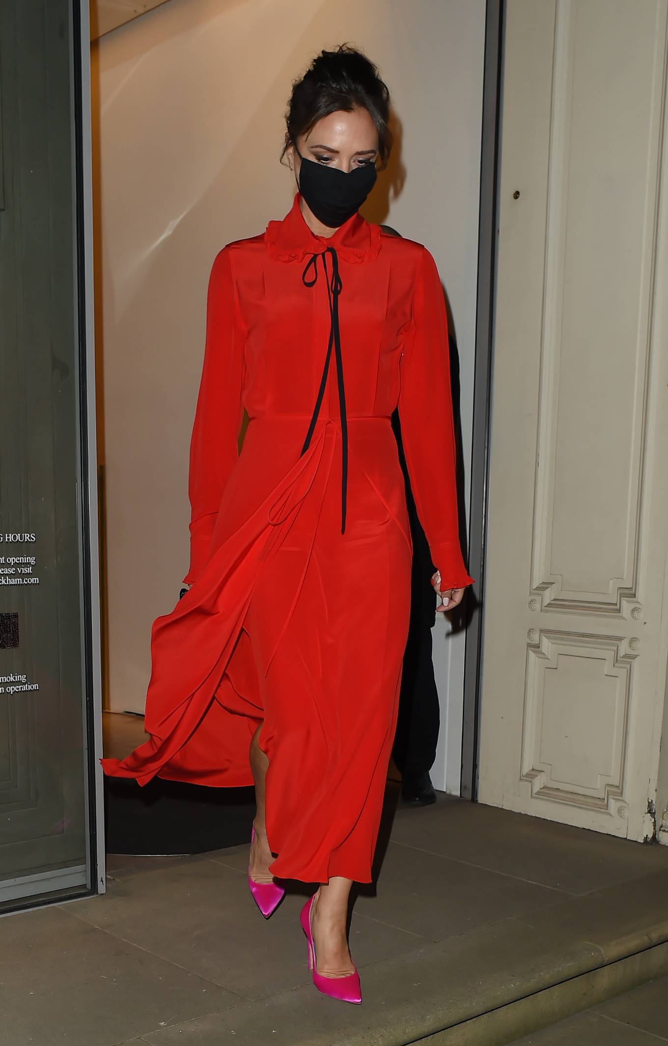 Victoria Beckham – Leaving her Dover street shop in London Gallery ...