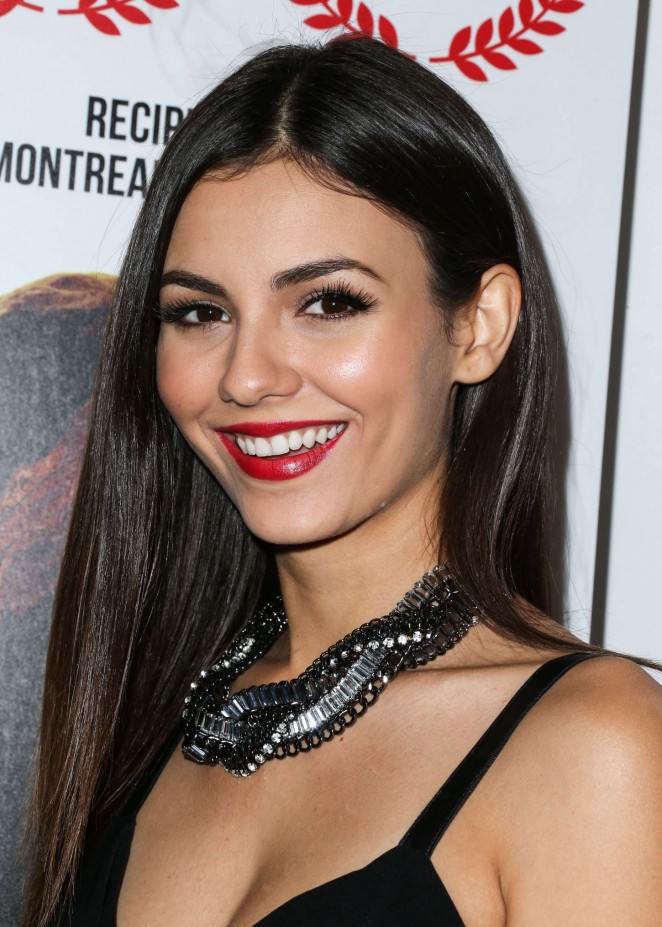 Victoria Justice: Sherlock Holmes LA Premiere -20 – GotCeleb