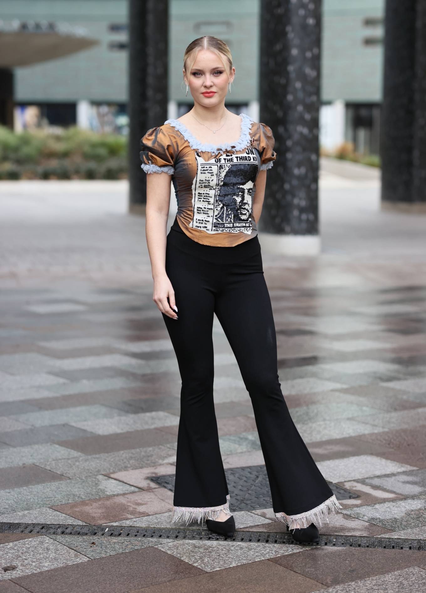 Zara Larsson - Seen outside Channel 4s Sunday Brunch in London-05 | GotCeleb