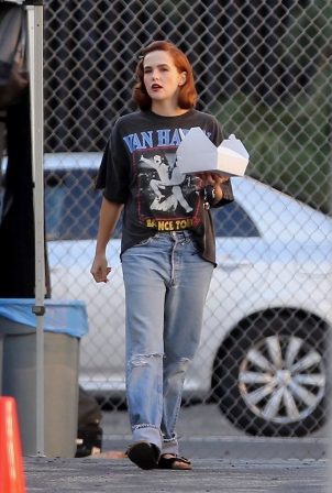 Zoey Deutch - Makes a cameo for Justin Bieber's latest music video in Los Angeles